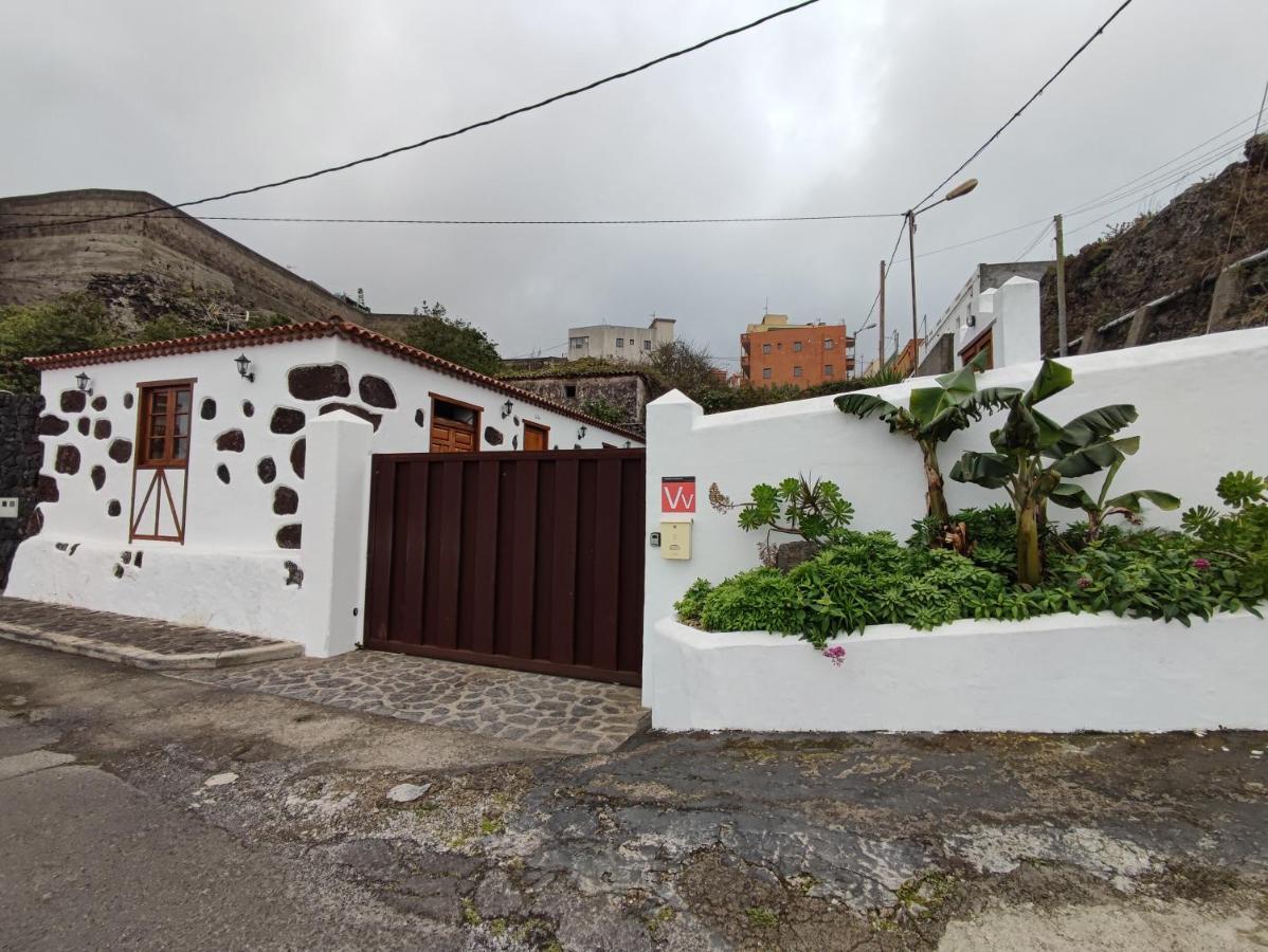 La Fortaleza Erjos-El Tanque Bagian luar foto