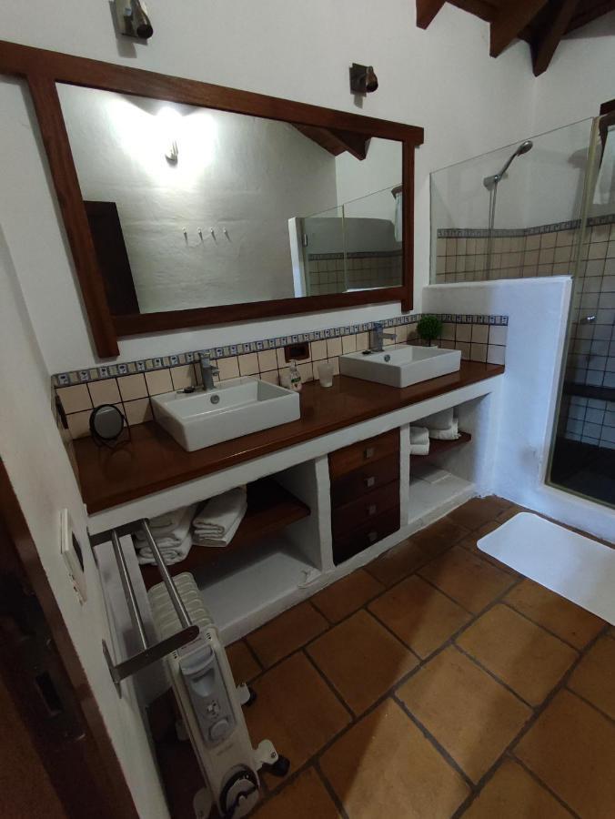 La Fortaleza Erjos-El Tanque Bagian luar foto