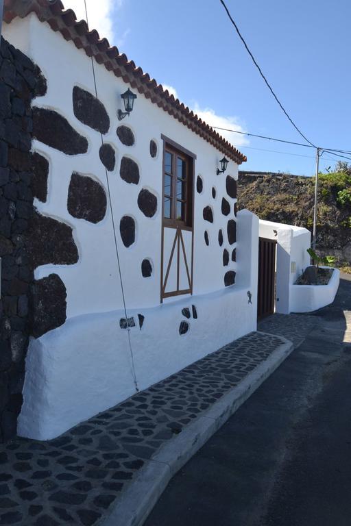 La Fortaleza Erjos-El Tanque Bagian luar foto